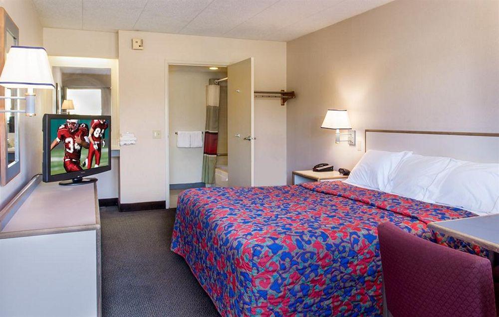 Travelodge By Wyndham Peoria Luaran gambar