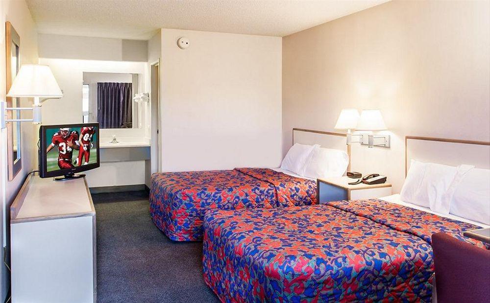 Travelodge By Wyndham Peoria Luaran gambar