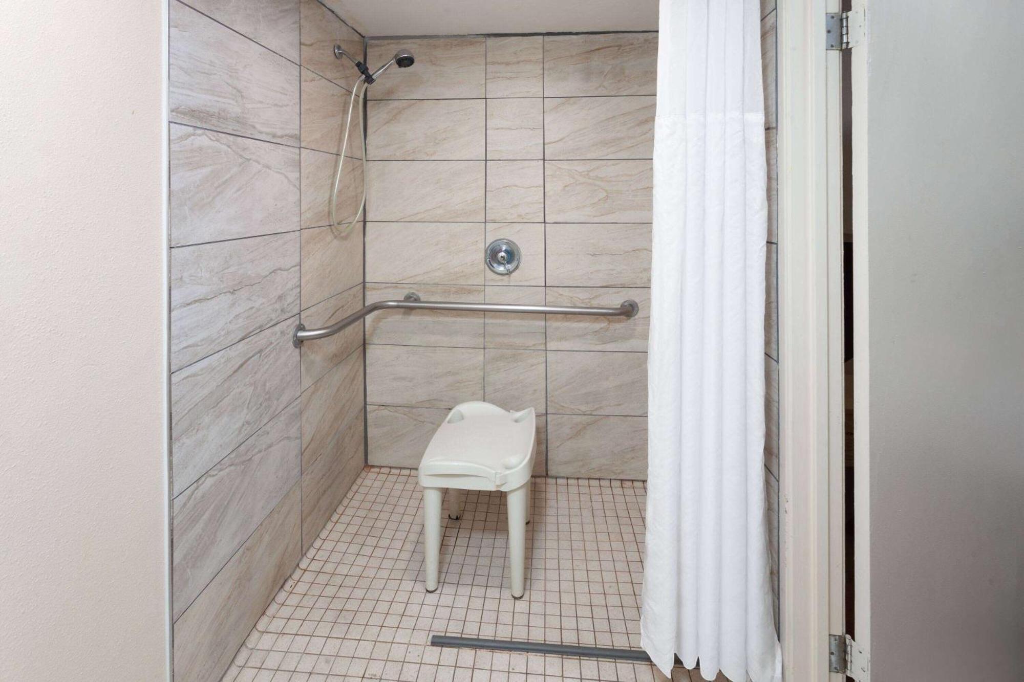 Travelodge By Wyndham Peoria Luaran gambar